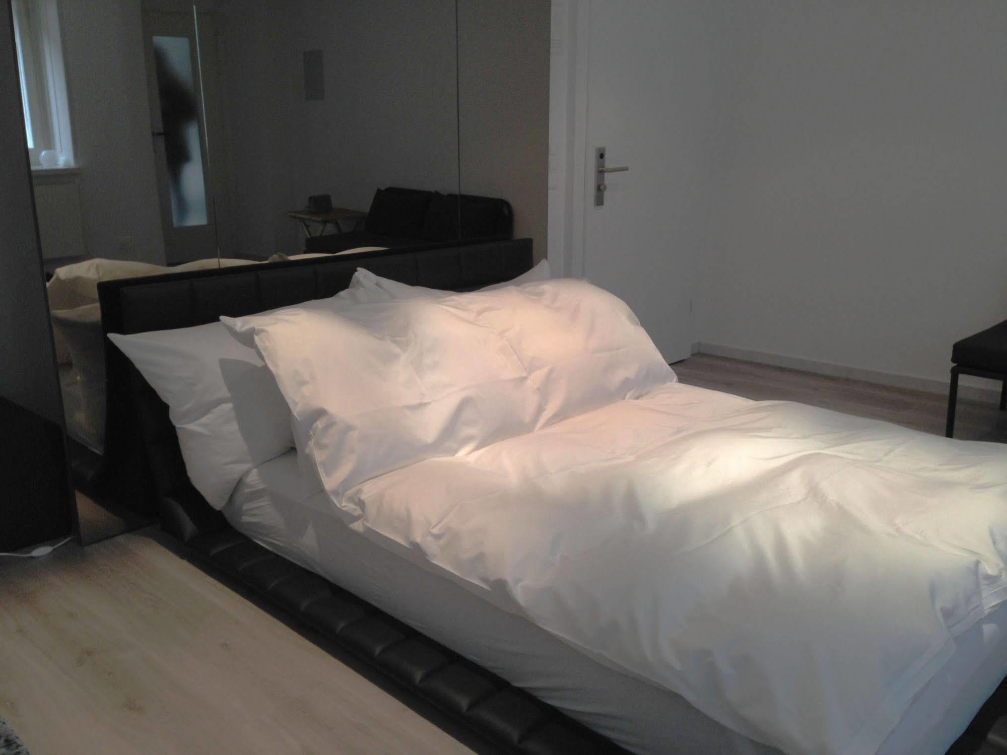 Top City Center Location By Airhome Zug Buitenkant foto